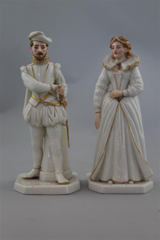 A pair of Royal Worcester figures of Sir Walter Raleigh and Elizabeth I, 16.5cm